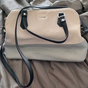 Hand bag